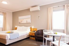 Kings Park Motel