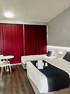 Banana Hotel Motel