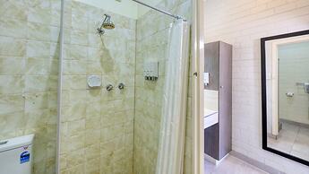 Rose City Motor Inn