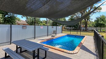 Rose City Motor Inn