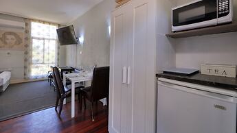 Rose City Motor Inn