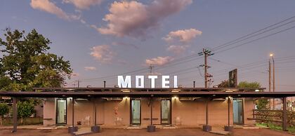 Rose City Motor Inn