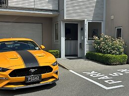 Shelby Motor Lodge
