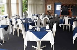 Lake Haven Motor Inn & Palms Restaurant
