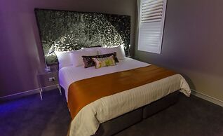 Junction Hotel