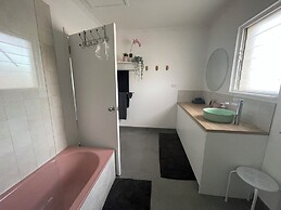 Moody's Motel