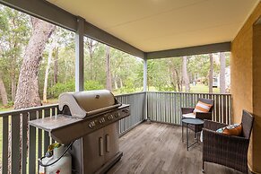 Bay and Bush, Jervis Bay