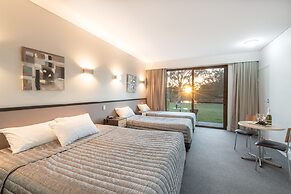 Macquarie 4 Star