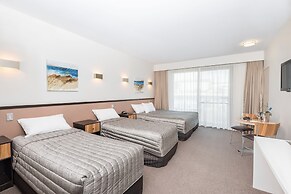 Macquarie 4 Star