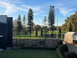 Macquarie 4 Star