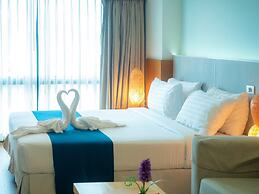 Crystal Jade Hotel
