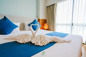 Crystal Jade Hotel