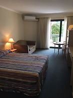 St. Marys Park View Motel