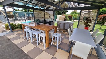 Lone Pine Motel - Corowa