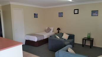 Clifford Park Holiday Motor Inn