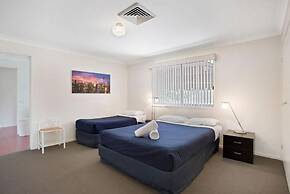 Clifford Park Holiday Motor Inn