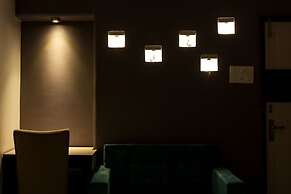 Simi International - The Imperial