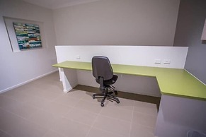 Spinifex Motel & Serviced Apartments