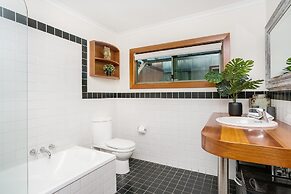 A PERFECT STAY - 3 Little Pigs
