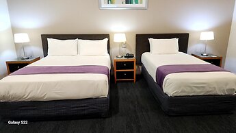 The Grand Motel