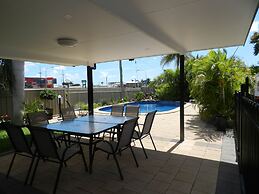 Golden Palms Motor Inn