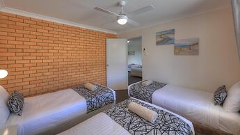 Rosebourne Gardens Motel