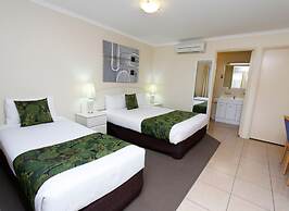 The Palms Motel