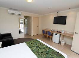 The Palms Motel