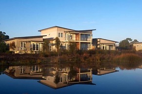 Broadbeach Inverloch Resort