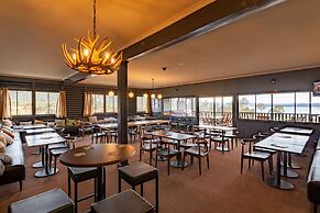 Great Lake Hotel