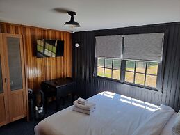 Great Lake Hotel