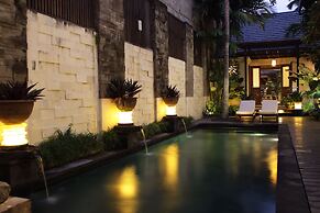 Cinta Grill & Inn