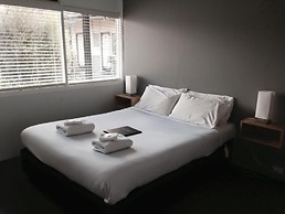 Melrose Motel
