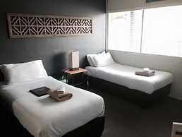 Melrose Motel
