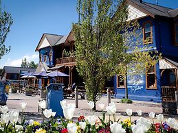 The Blue Pub