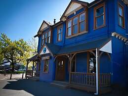 The Blue Pub