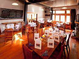 The Blue Pub