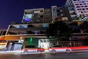Atrio Apartments