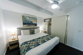 Atrio Apartments