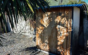 Bluemoon Lodge - Hostel