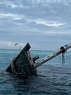 Vaali Maldives Island Escapes & Dive
