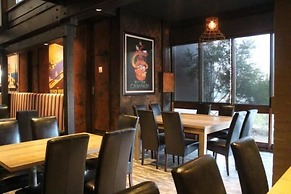 Brougham Arms Hotel