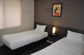 Brougham Arms Hotel