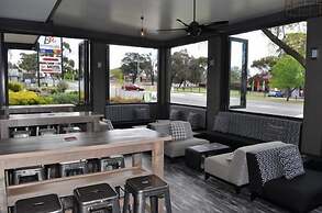 Brougham Arms Hotel