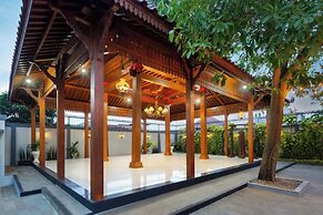 Aston Inn Rembang