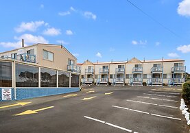 AMOS HOUSE MOTEL