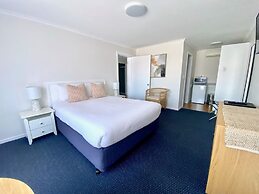 Pelican Motor Inn