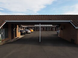 Windmill Motel