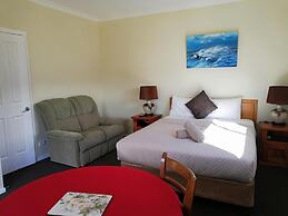 Wintersun Gardens Motel