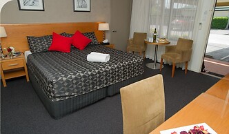 The Grapevine Motel